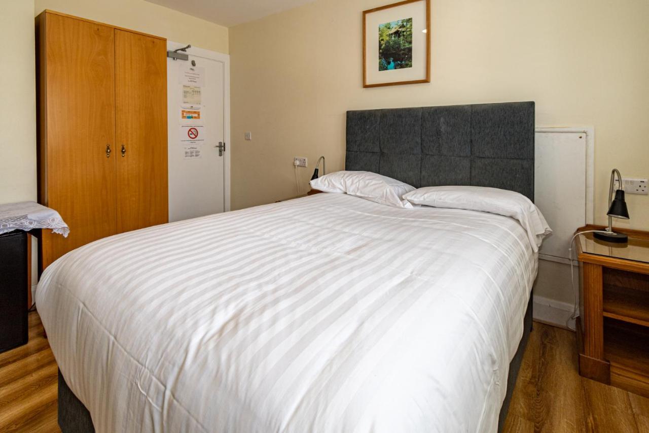 Aisling Guest House Ashbourne Esterno foto