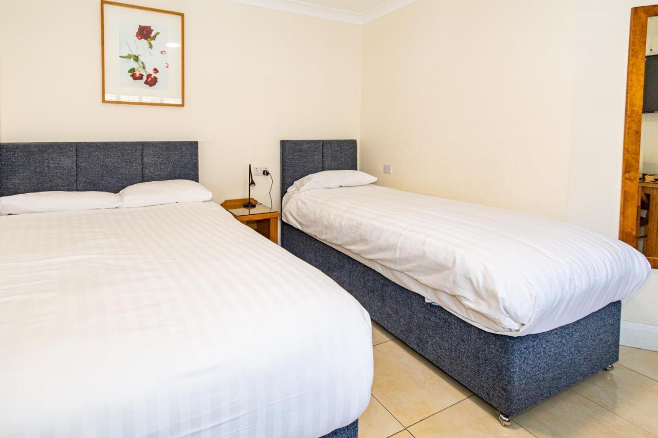 Aisling Guest House Ashbourne Esterno foto