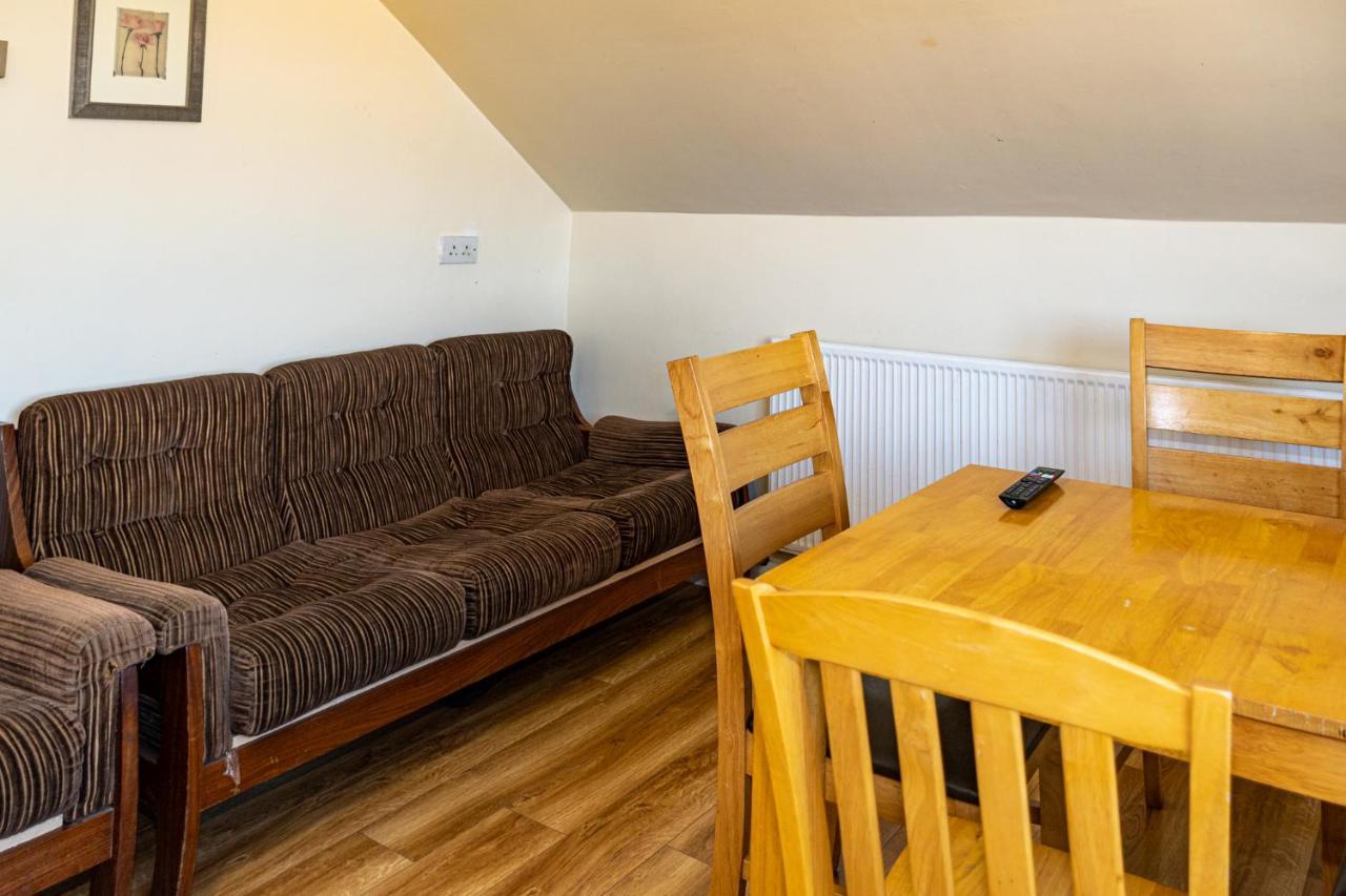 Aisling Guest House Ashbourne Esterno foto